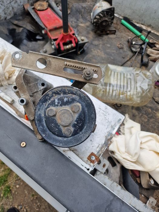 Bmw e34 Динамо и хидравлична помпа