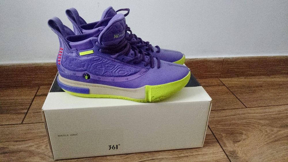 Joker 1 "Joker" adidași baschet-marimea 40