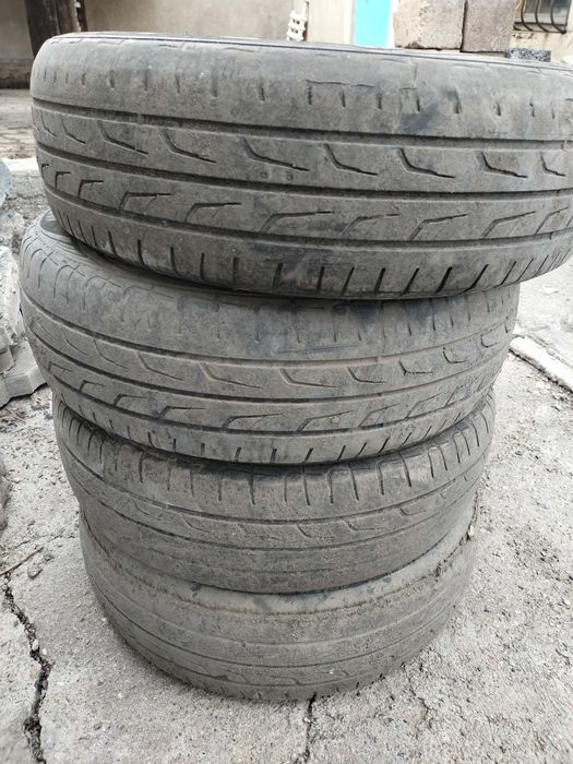 Пара дисков R14 на Mazda Мазда