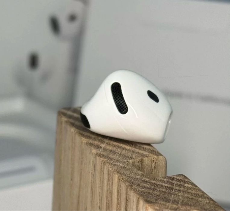 AirPods 4 ANC левый и правый наушник оригинал 100%