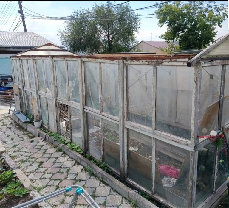 Продам рамы оконные