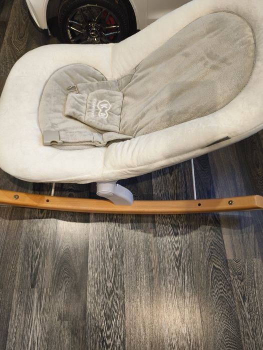 Шезлонг-люлка за бебе