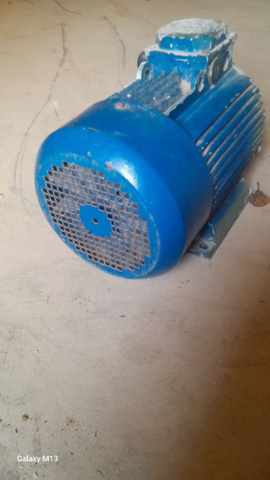 Электродивигител