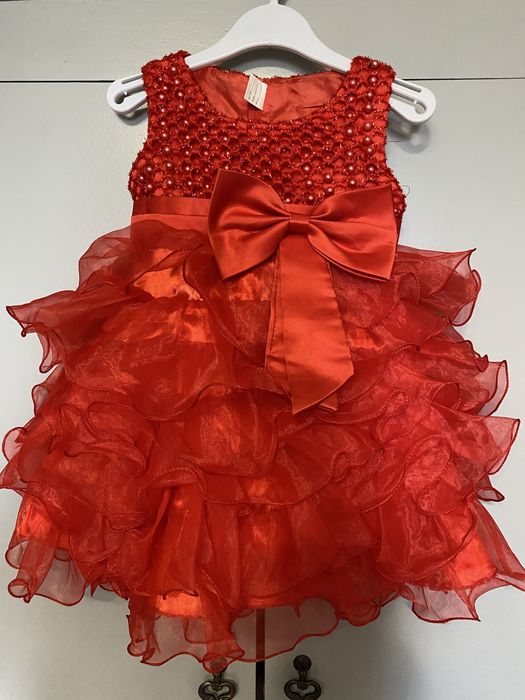 Платье нарядное на 1-2 годика