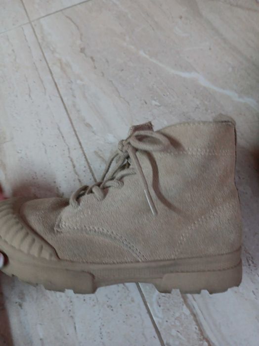 Детски обувки, леки и удобни