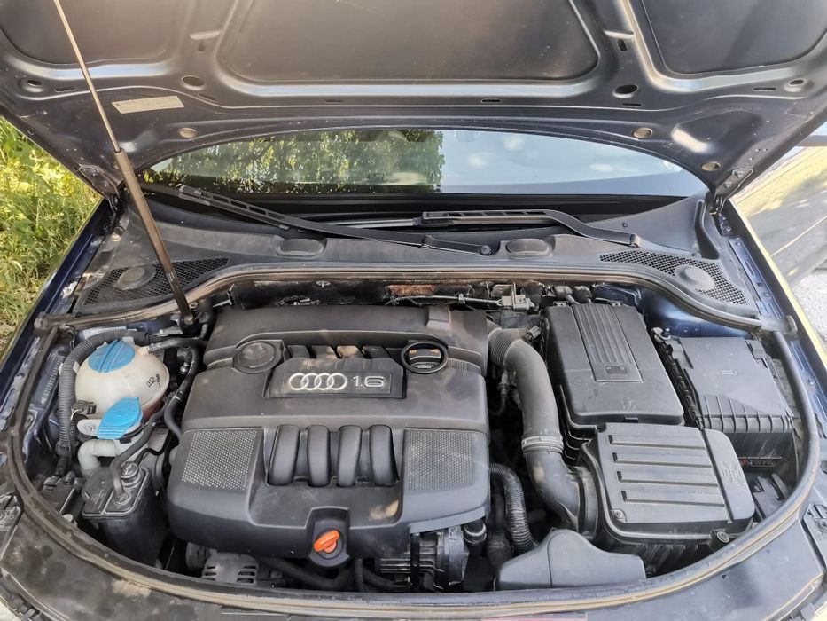 Audi A3 1.6 102 коня