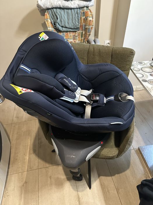 Cybex Sirona G i -size и клипс за колани Sensor save
