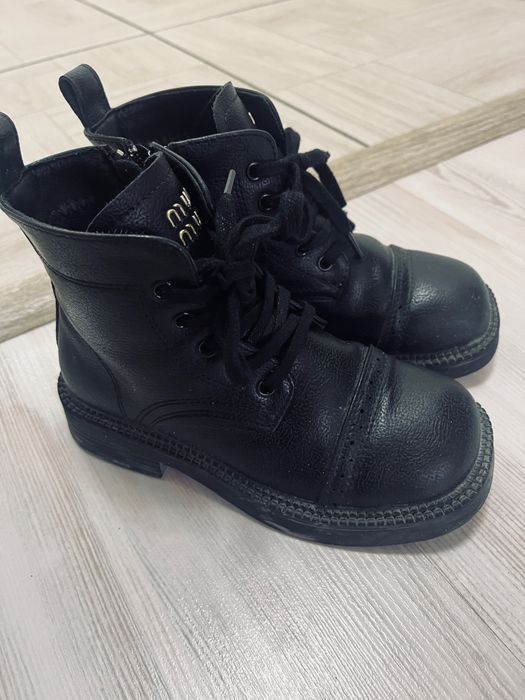 Демисезонные ботинки