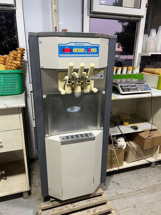 muzqaymoq aparat frezer aparat