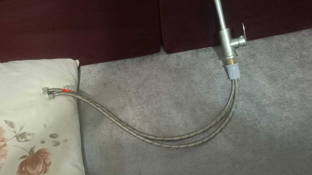 Сместитель для кухни или ванной комнаты