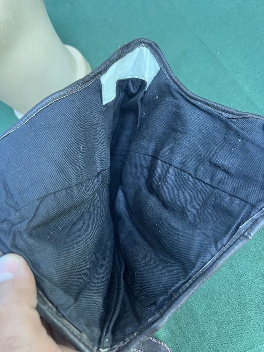 Продавам кожено боне