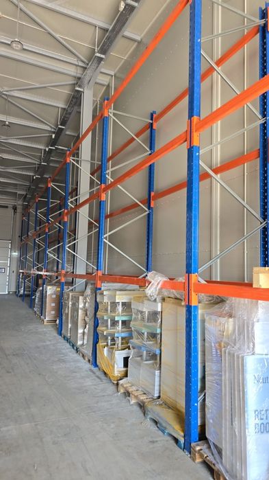 Rafturi pentru depozitare marfi