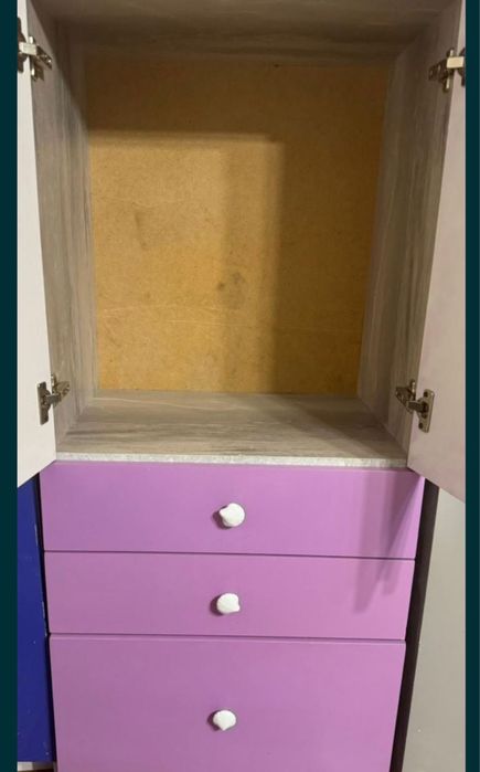 Продам шкафы в детскую