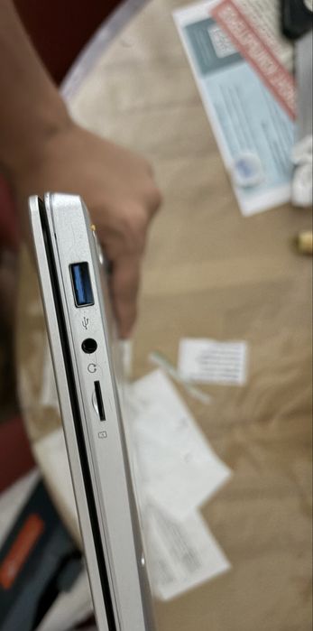 Ноутбук Livefan 15.6 IPS
