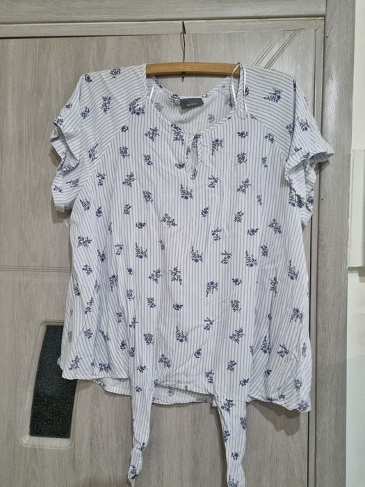 Vând bluze pentru dama