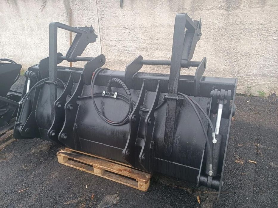 Откидные вилы на экскаватор погрузчик