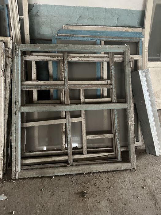 Оконные рамы б/у