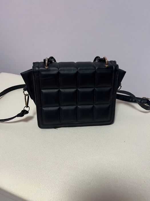 Черна малка чанта