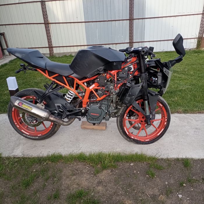 Vand ktm rc 125cc avariat