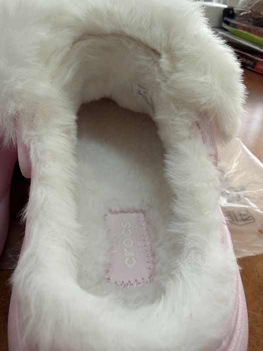 Crocs Classic Platform Fuzz Lined