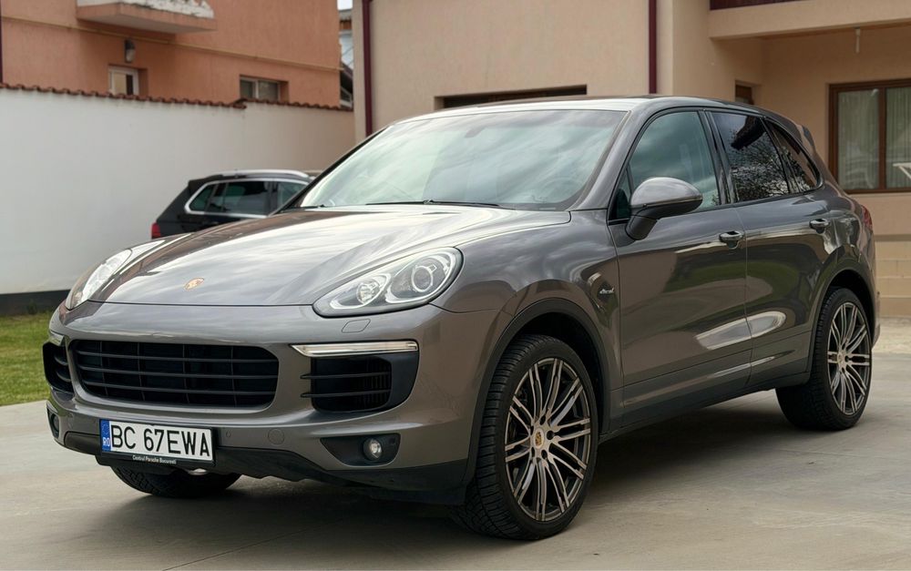 Porsche Cayenne 3.0 Diesel • Euro 6 • 2016 • Full Service • Fără daune