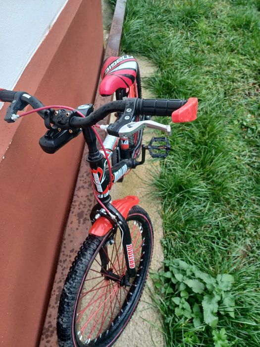 Vind bicicleta  pentru copii