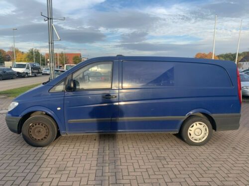 Dezmembrez mercedes  vito  2005