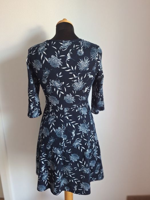 Rochie albastra cu flori mărimea Xs