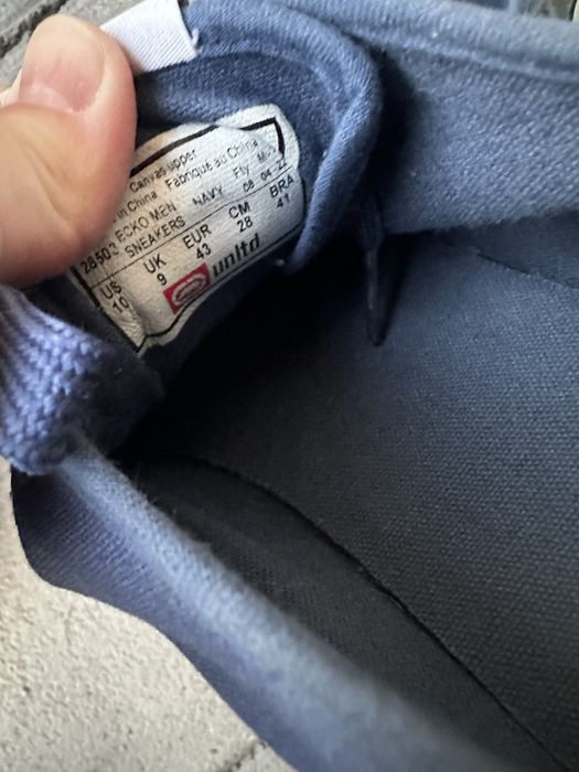 Продам кеды 43 размера.