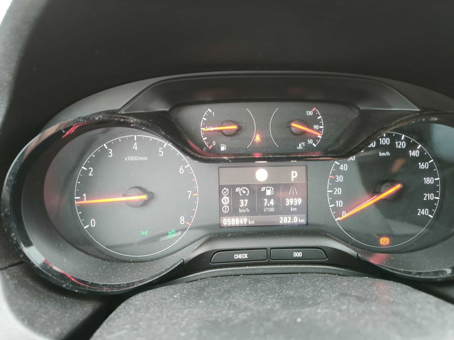 Opel Grandland X 2020 1.2 benzina, automat, 58560 km