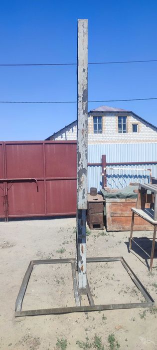 Рекламный щит. .