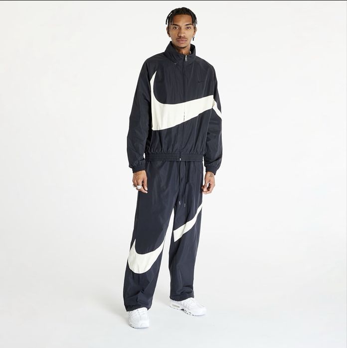 Nike Swoosh Woven Jacket ветровка