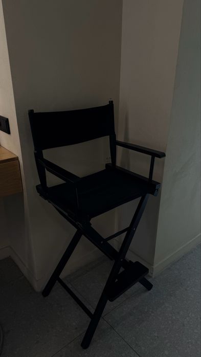 Продам стул для визажиста