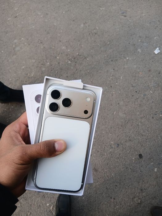 Apple 17 pro max 1ga1 Dubay premium