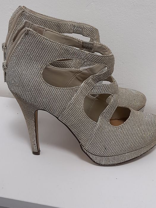 Pantofi dama pentru ocazii