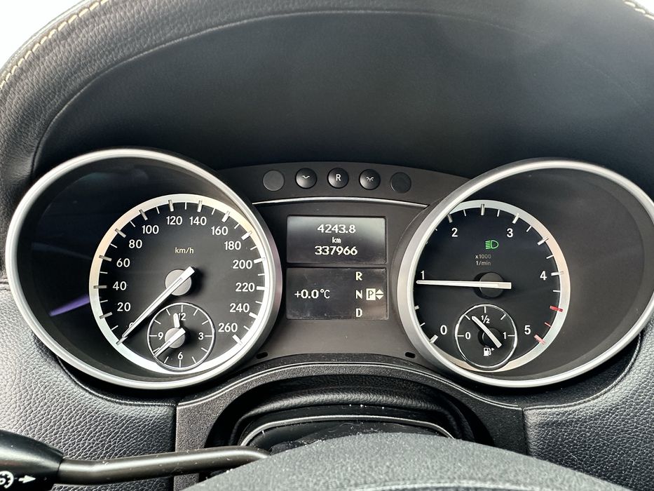 Mercedes ML W164 2011