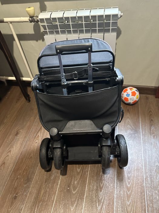 Коляска с рождения