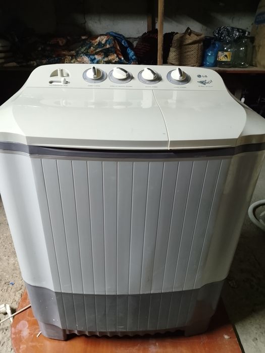 Стиральная машинка полавтомат