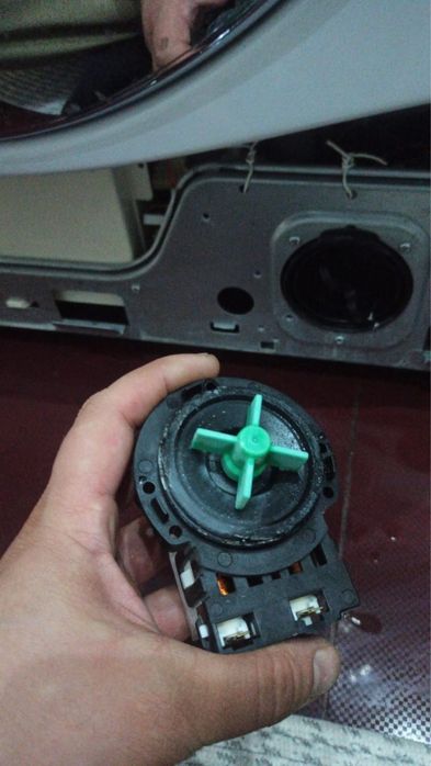 Ремонт стиральных машин и холодильников