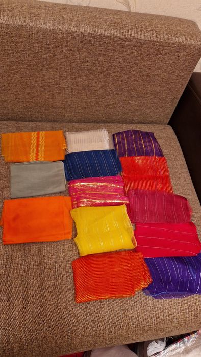 Срочно продаются платки ,шарфы