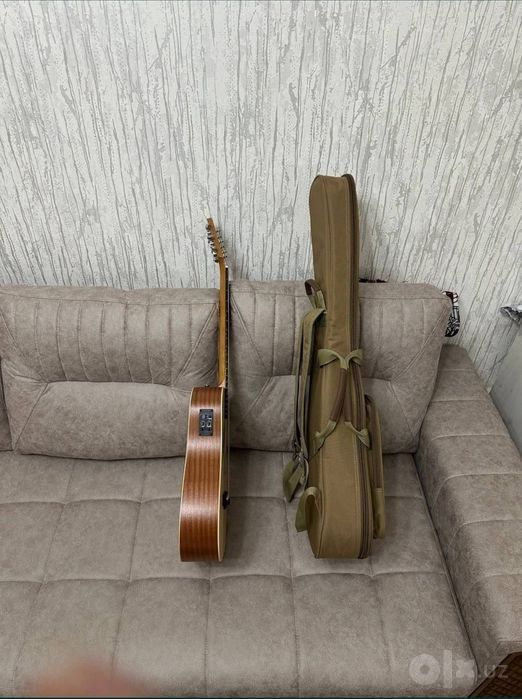 Гитара Taylor mini TS-BTe