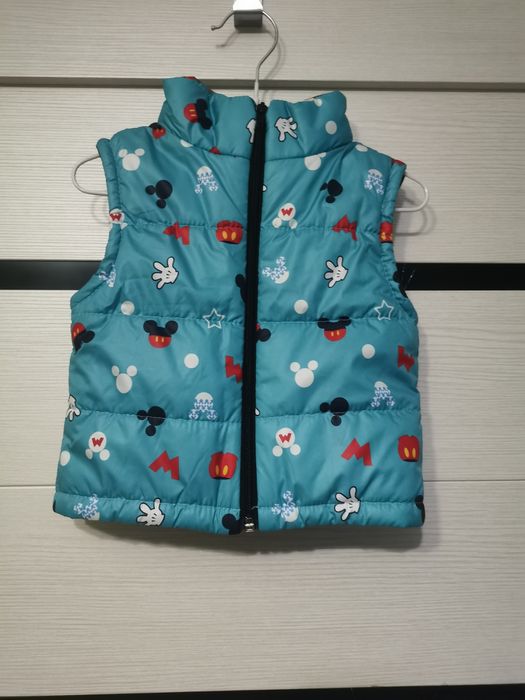 Продам тёплую жилетку