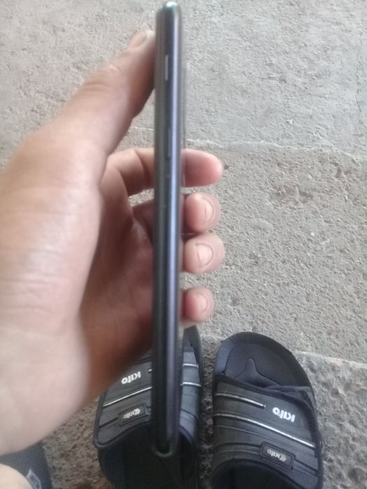 Samsung A6+ xolati yaxshi