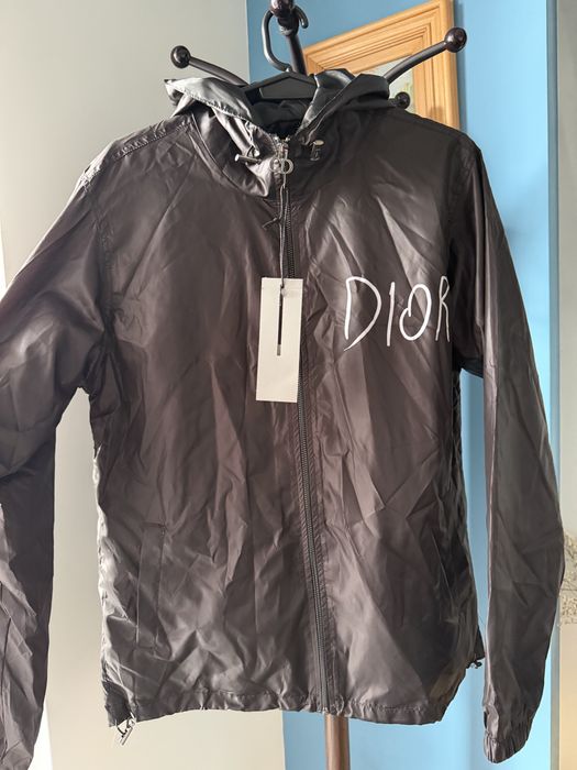 Ветровки Dior, Moncler, Prada, Love Moschino