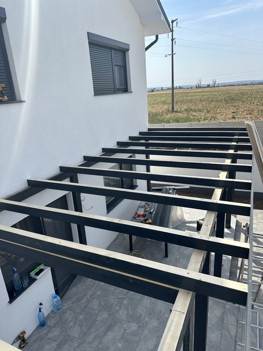 Terasa moderna din lemn