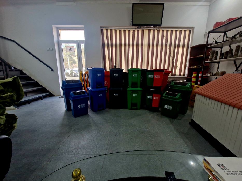 Мусорный бак , Контейнер для мусора