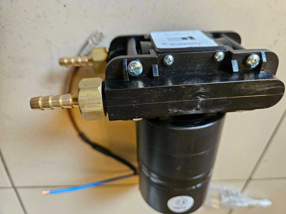 Comet 12V pompa apa externa rulota autorulota autoamorsanta