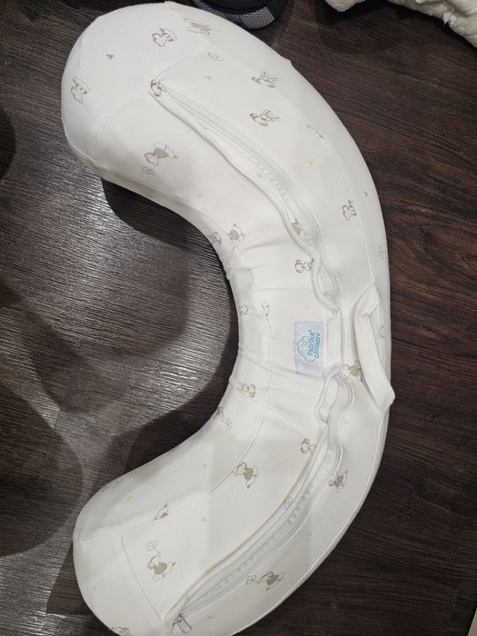 Продается подушка для кормления