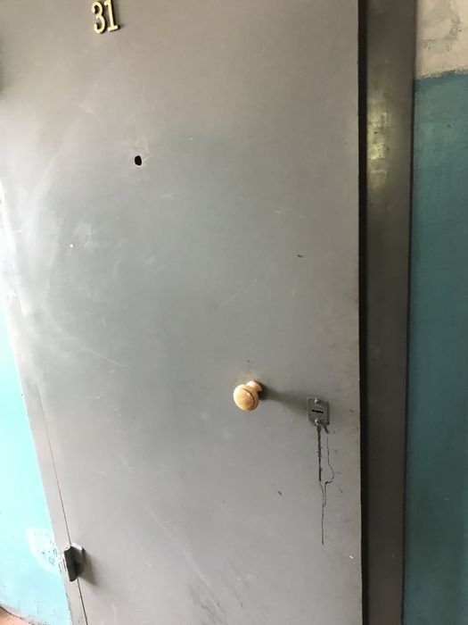 Продам срочно комнату