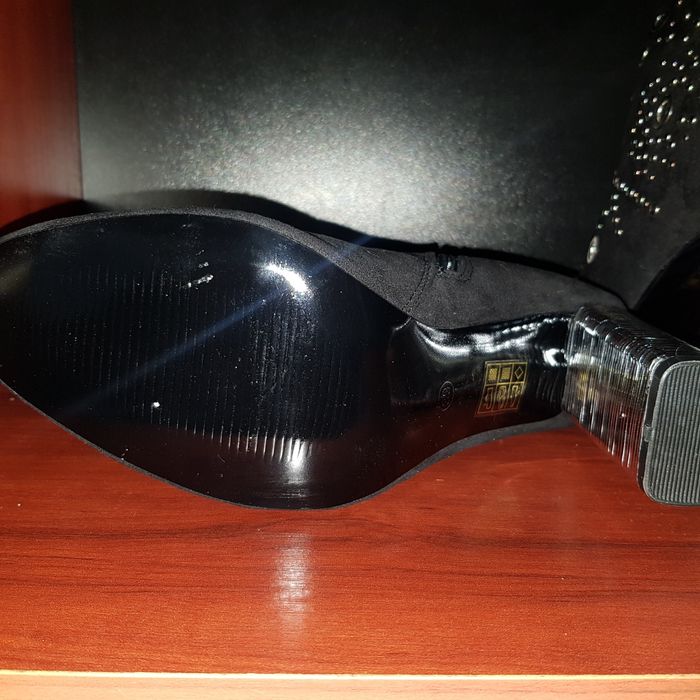 Botine din piele ecologica